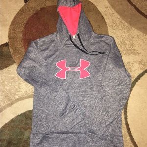 Women’s Medium Under Armour Cold Gear Hoodie